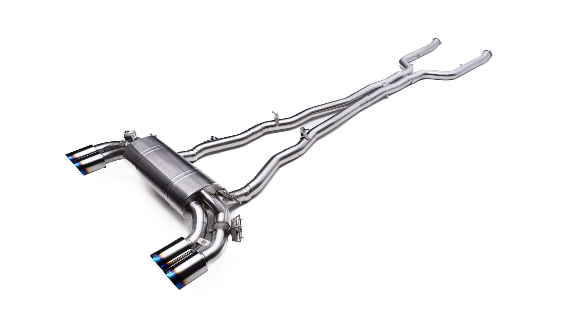 BMW M5 (G90 G99) with an Armytrix exhaust, photo 3 of 7