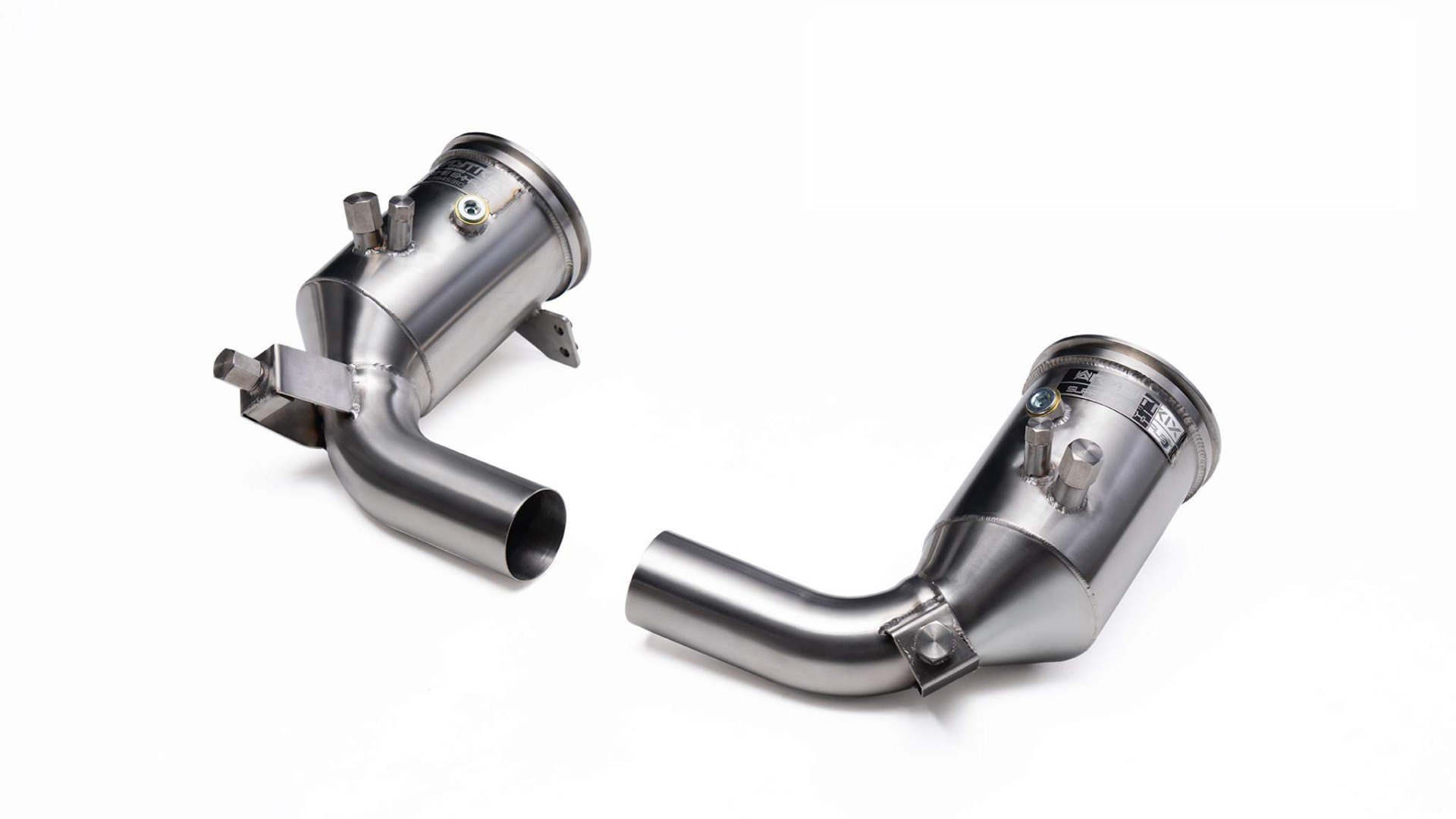 Porsche 911 Turbo / Turbo S (992) with an Armytrix exhaust, photo 4 of 6
