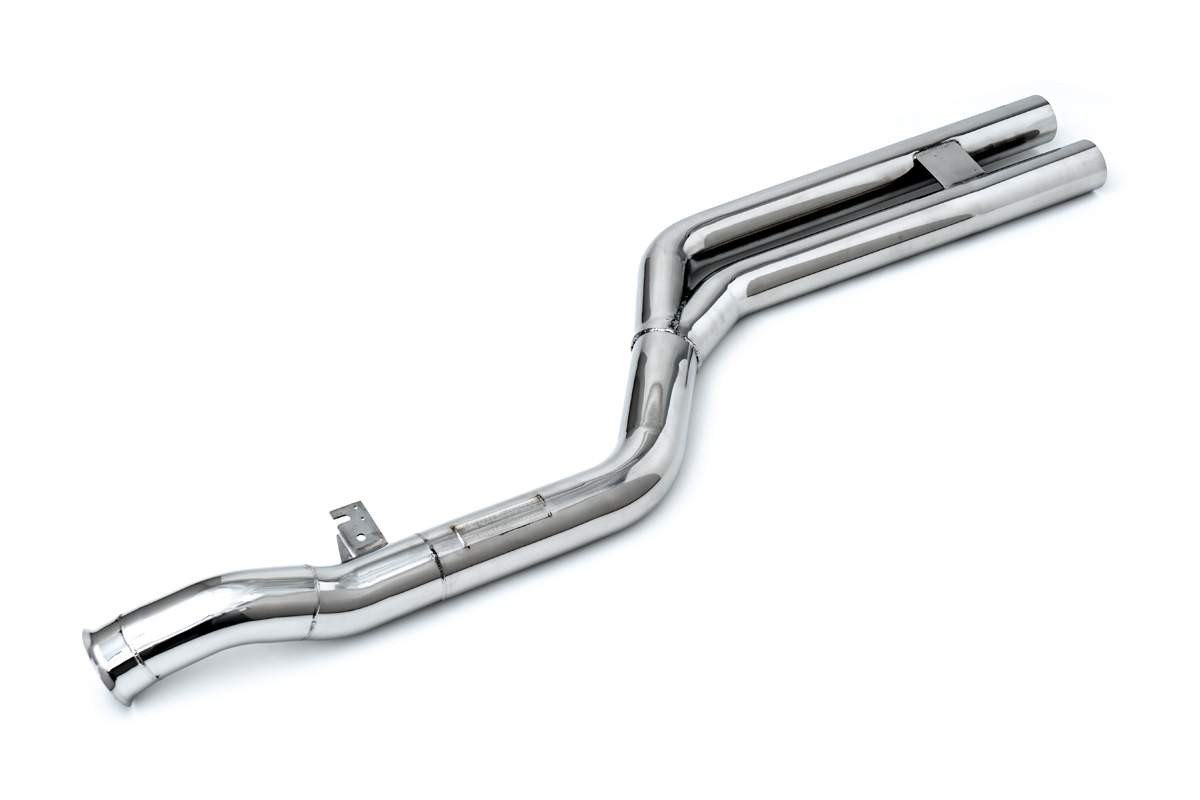 BMW 840i Gran Coupe (G16) with an Armytrix exhaust, photo 3 of 6