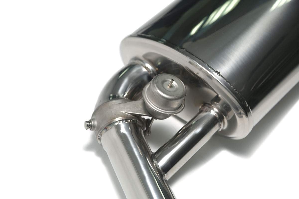 Ford Mustang 2.3 EcoBoost (Mk6) with an Armytrix exhaust, photo 15 of 16
