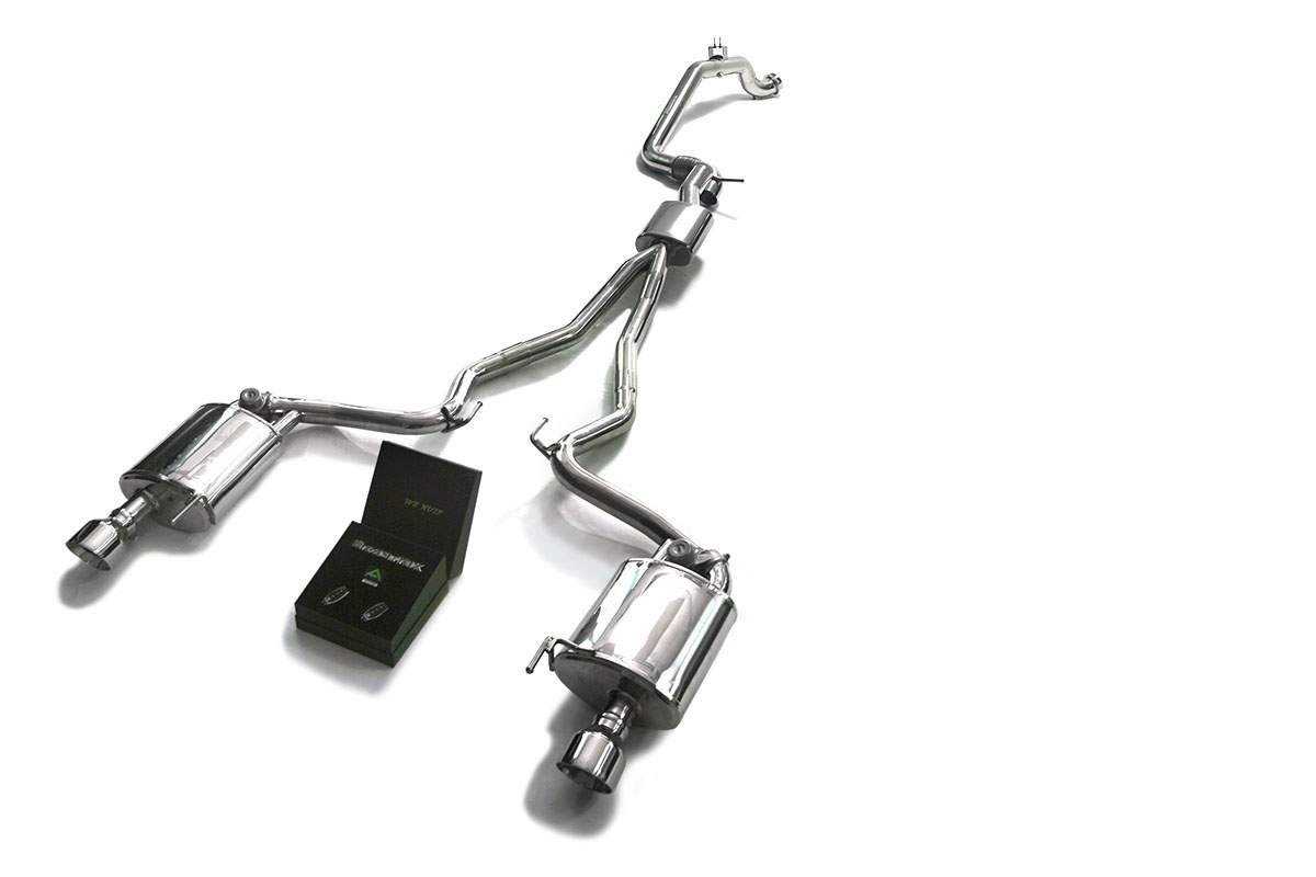 Ford Mustang 2.3 EcoBoost (Mk6) with an Armytrix exhaust, photo 5 of 16