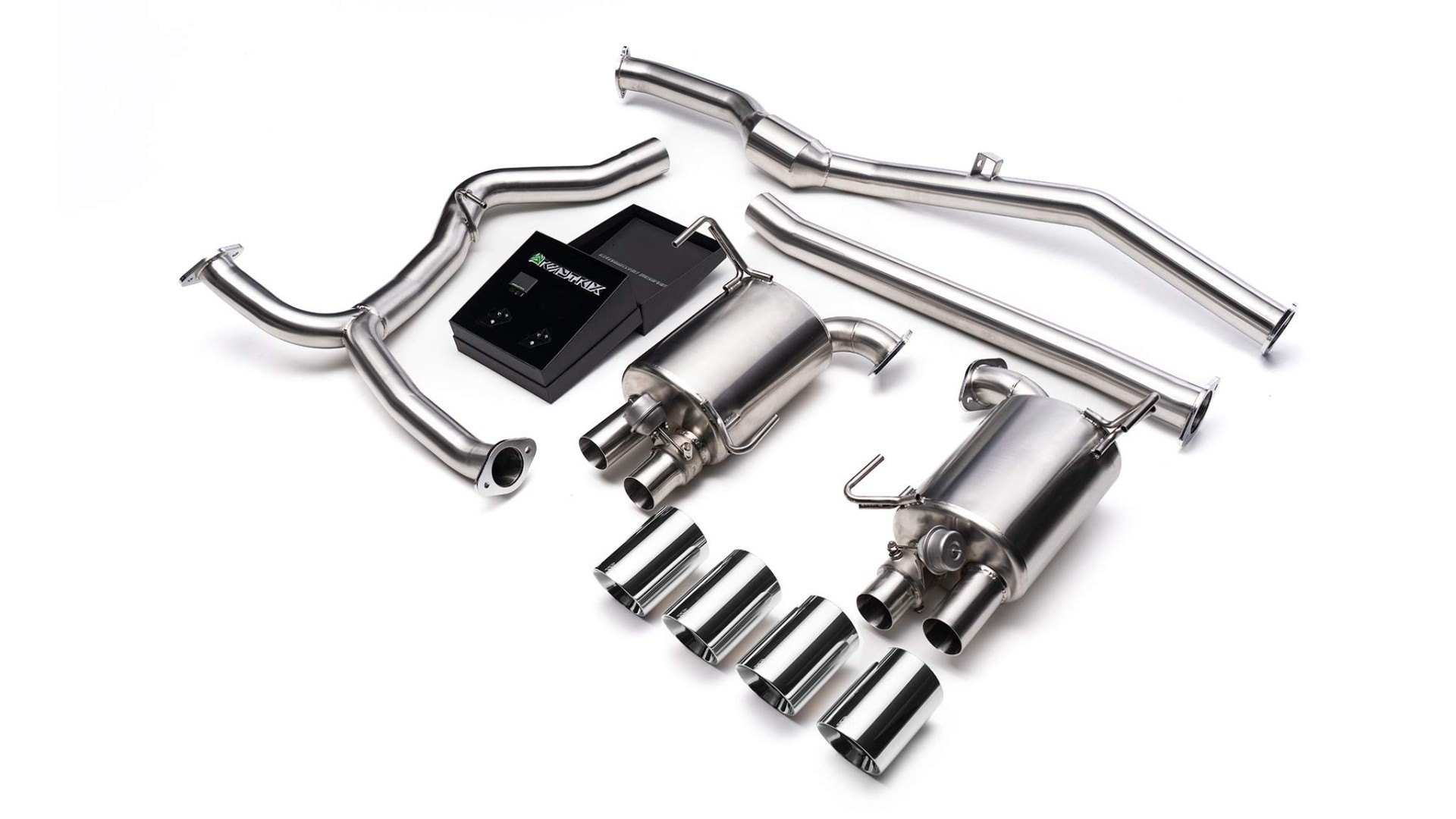 Subaru WRX (VB) with an Armytrix exhaust, photo 5 of 7