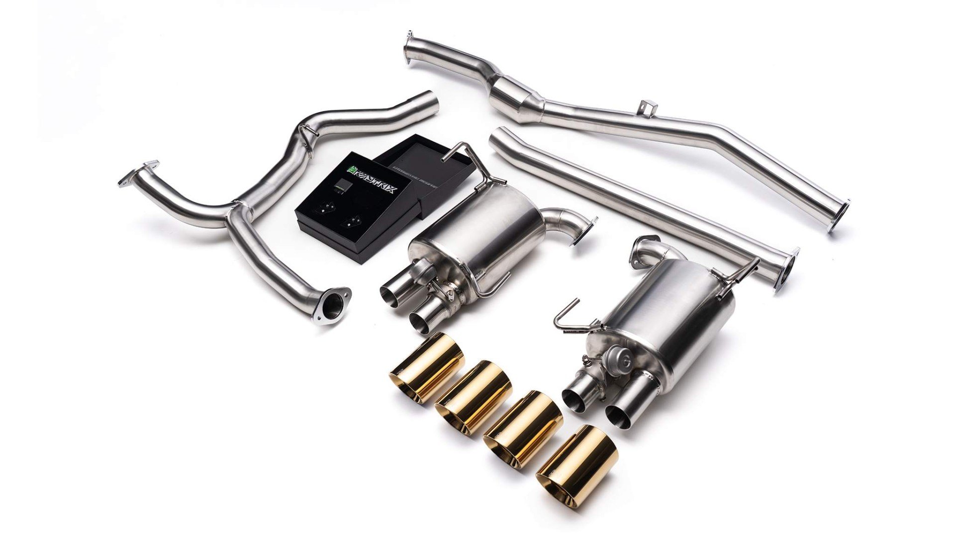 Subaru WRX (VB) with an Armytrix exhaust, photo 3 of 7