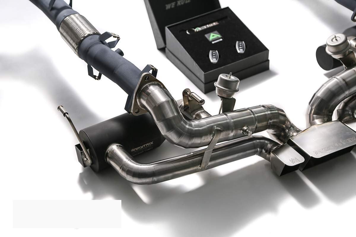 Honda NSX (NC1) with an Armytrix exhaust, photo 4 of 11