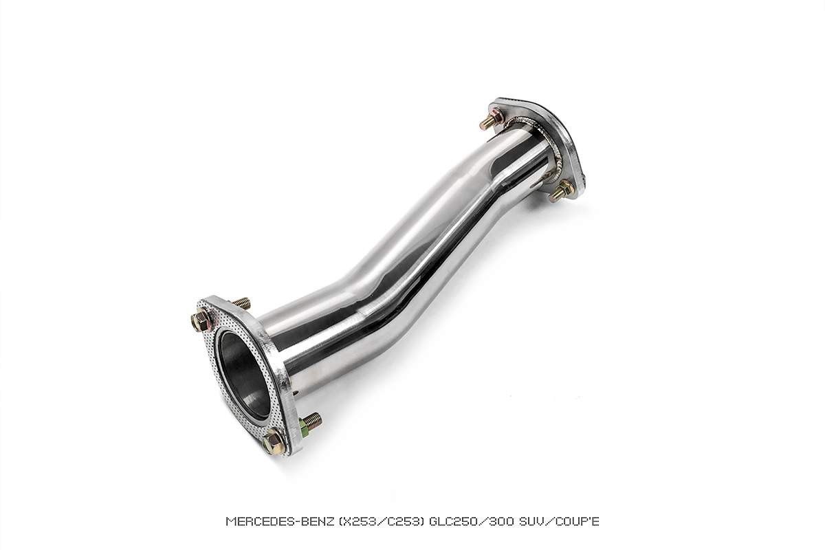 Mercedes-Benz GLC250 / GLC300 (X253 C253) with an Armytrix exhaust, photo 2 of 4