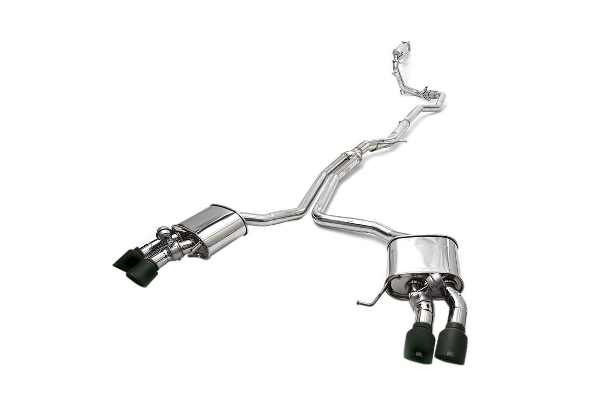 Porsche Macan 2.0 (95B) with an Armytrix exhaust
