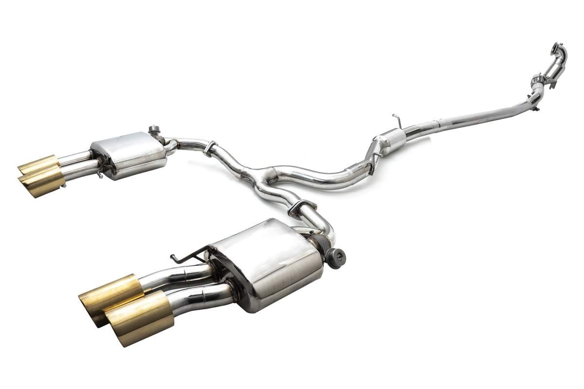 Volkswagen Golf R Estate (Mk8) with an Armytrix exhaust, photo 7 of 12